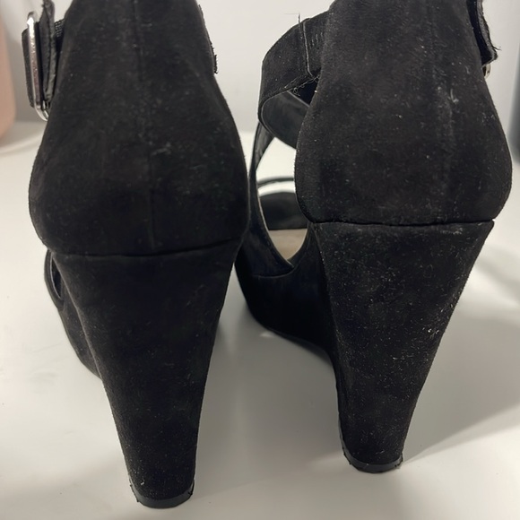 Nine West Sandals - Picture 6 of 6
